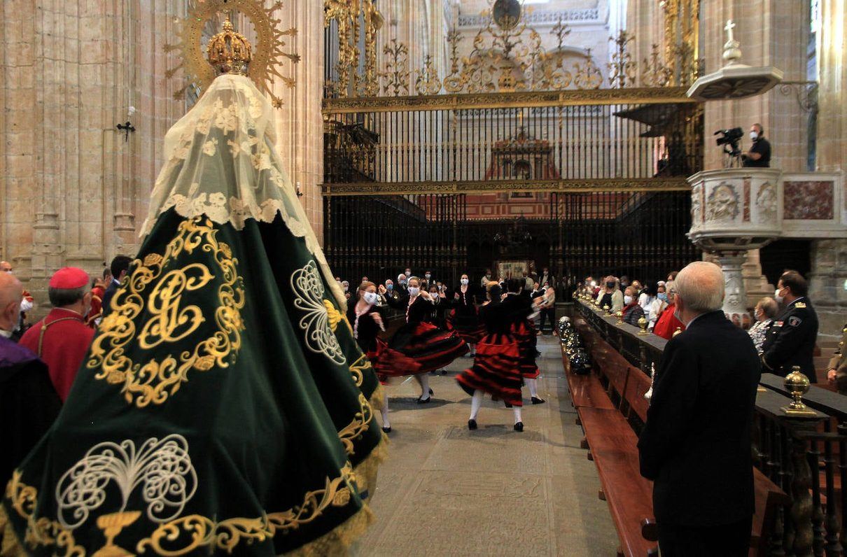 Segovia vive este jueves una procesión histórica: nuevo manto, corona a la vista del público y llegada adelantada a la Plaza
