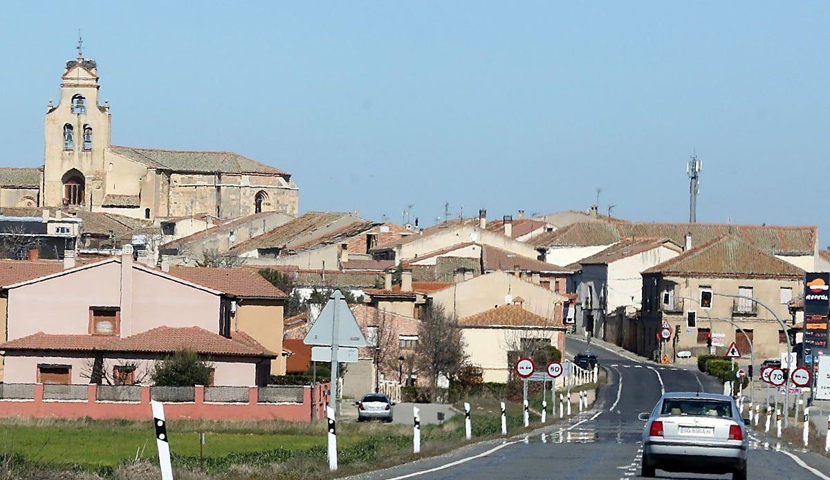 Santa María la Real de Nieva da pasos firmes para levantar una docena de viviendas protegidas en el municipio