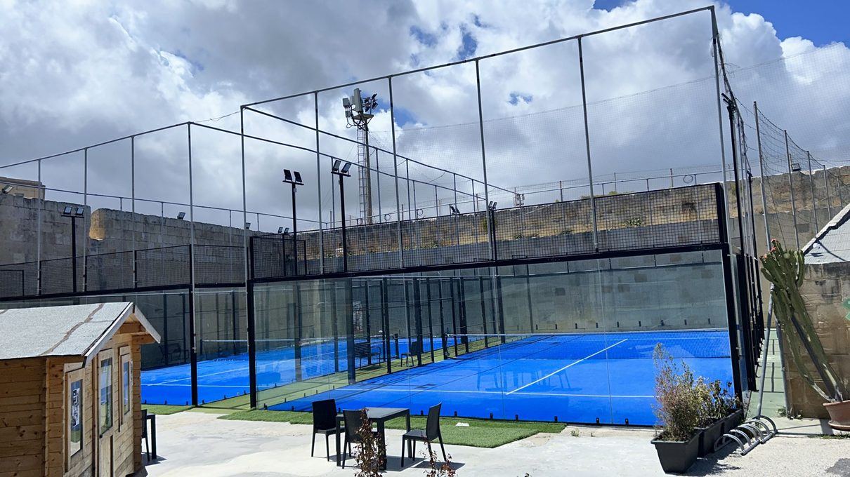 Navares de Ayuso tendrá su primera pista de pádel tras recibir el visto bueno de la Comisión de Urbanismo