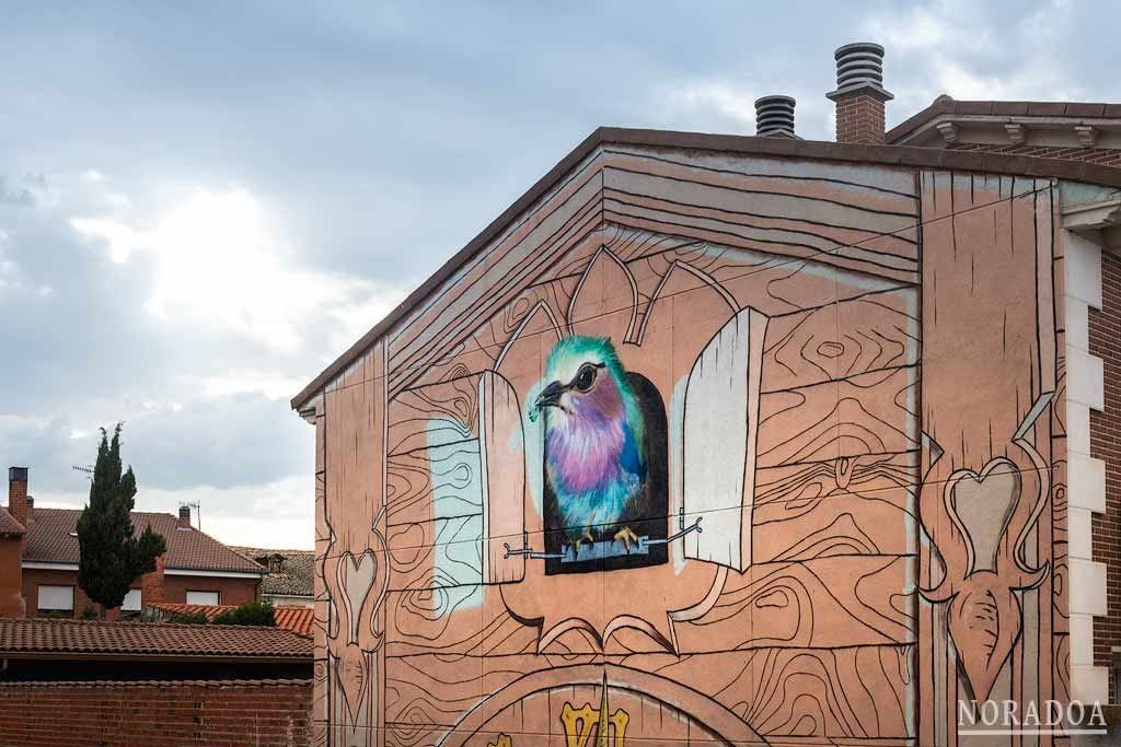 Nava de la Asunción convierte sus calles en una galería de arte a cielo abierto