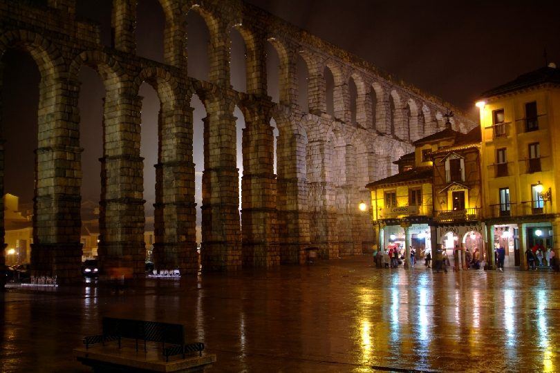 Segovia convierte sus monumentos en escenarios vivos durante las Noches del Patrimonio