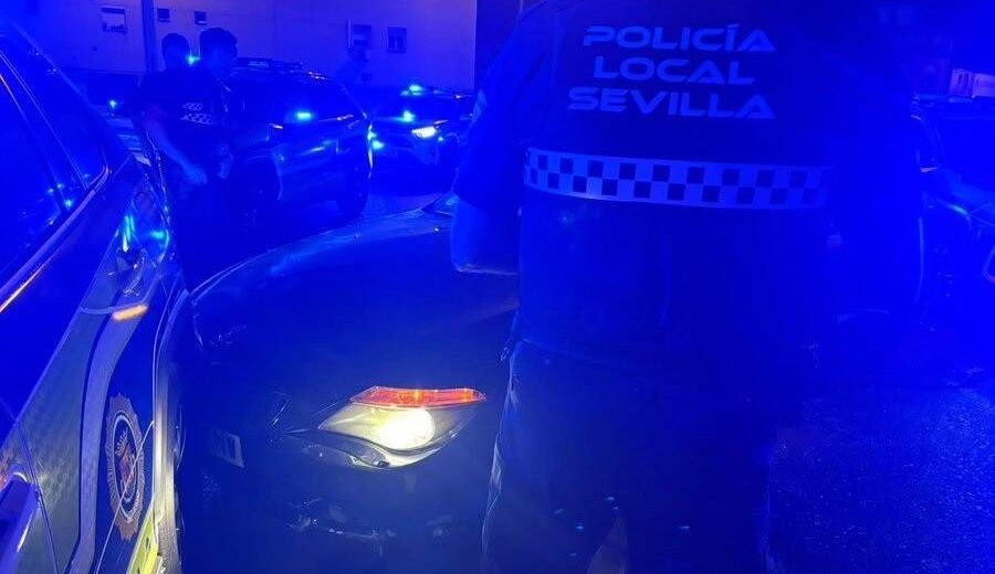 Dos detenidos en Torreblanca después de embestir varios coches de policía durante una frenética huida