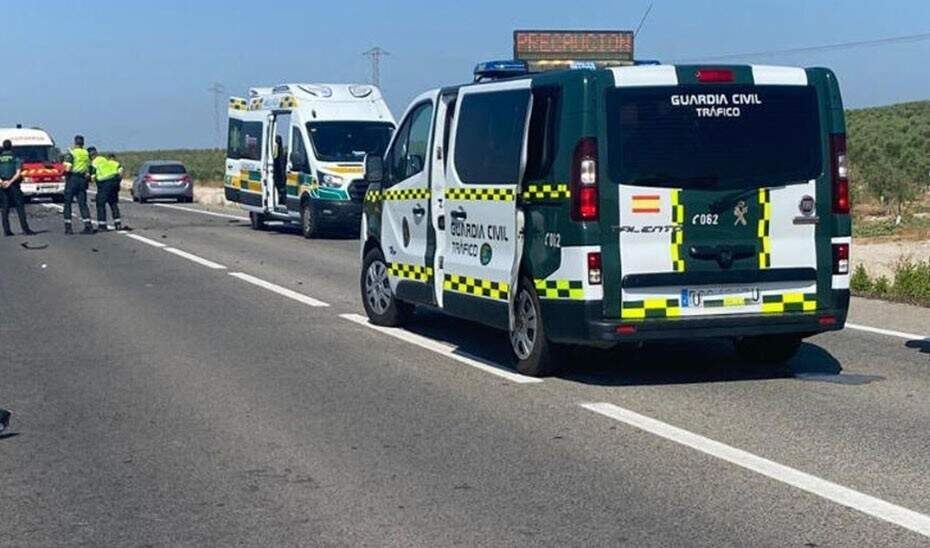 Muere un joven de 23 años al salirse su coche de la SE-40 a su paso por Alcalá de Guadaíra