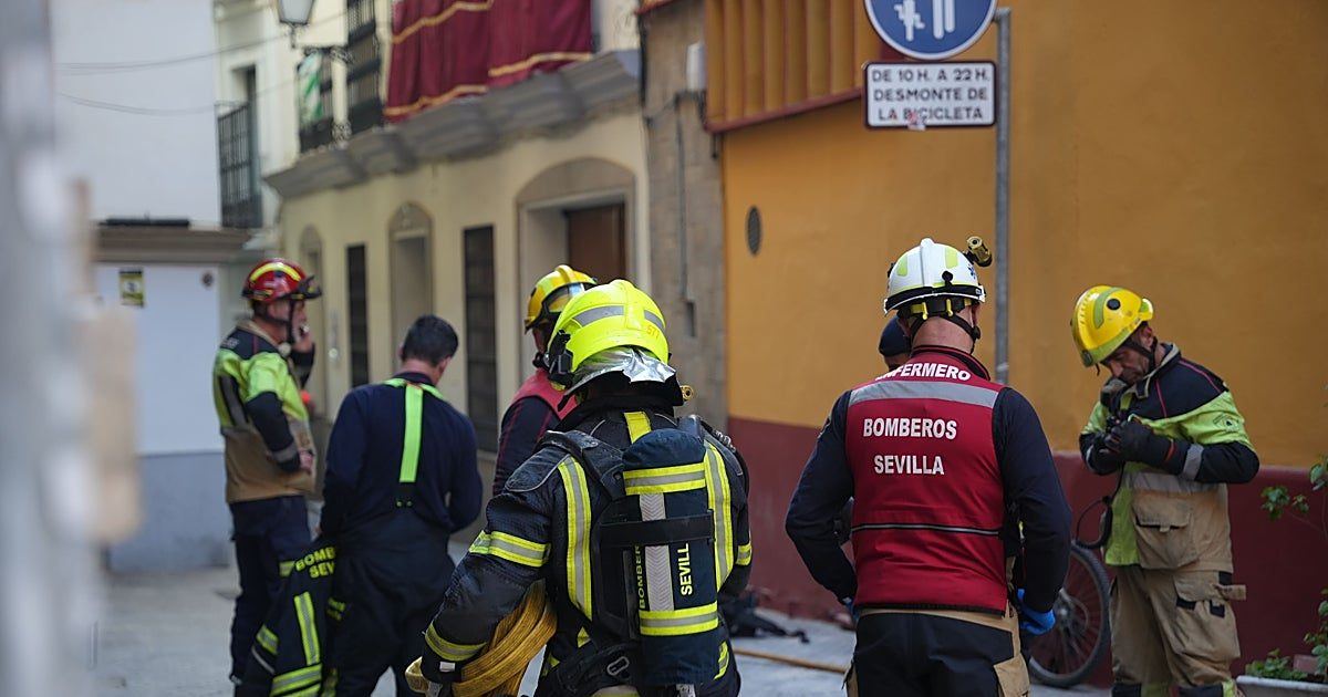 Un descuido con la vitrocerámica provoca un incendio en un piso de Nervión