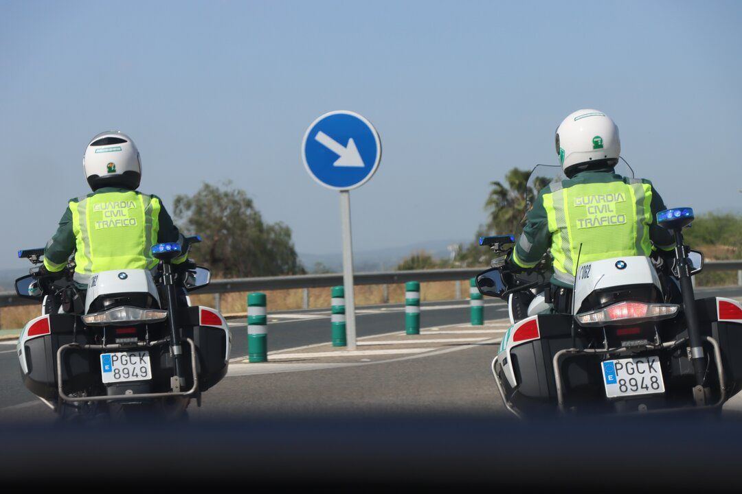 Tragedia en la A-4: un fallecido y seis heridos en un choque múltiple con autobús en Dos Hermanas