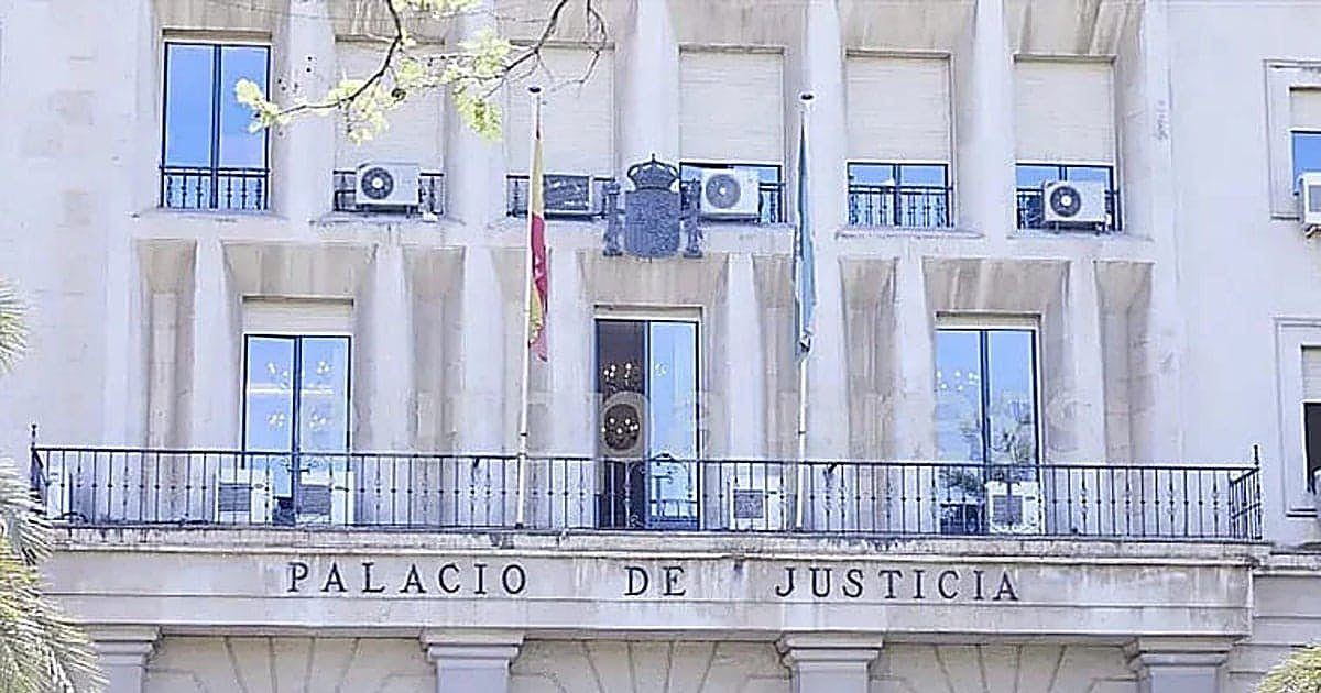 Un hombre se sienta en el banquillo en Sevilla acusado de narcotizar a su novia para abusar de ella y grabarla desnuda