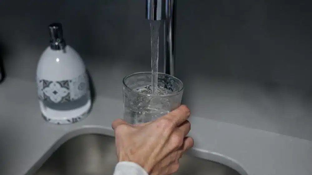 Un bulo dispara el consumo de agua en Lora del Río y retrasa días la recuperación de los depósitos