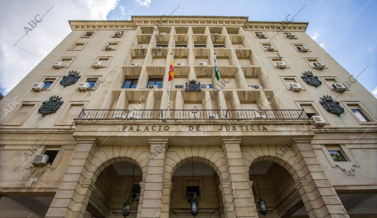 El PP lleva ante la Audiencia de Sevilla cómo Dos Hermanas blindó a un asesor de Sánchez con una excedencia irregular