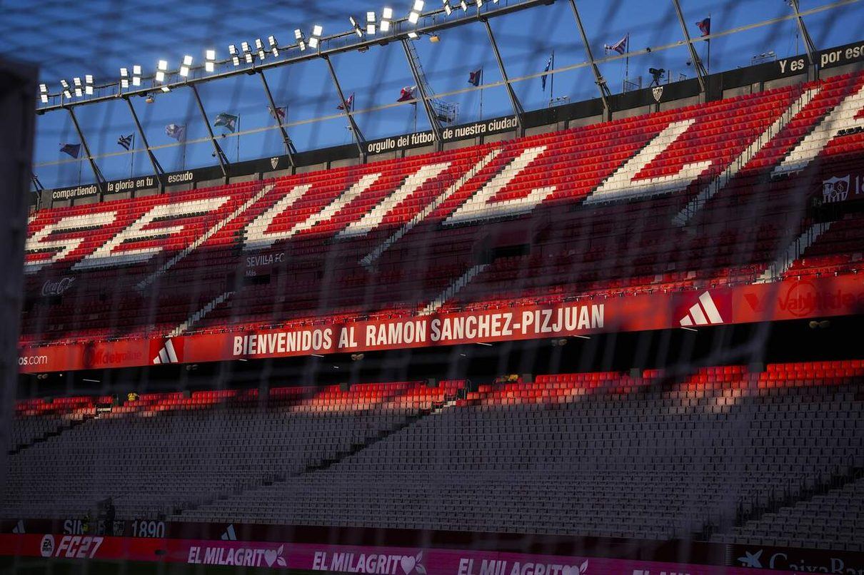 Sevilla moviliza a policías, autobuses y barrenderos para el gran partido ante el Barça