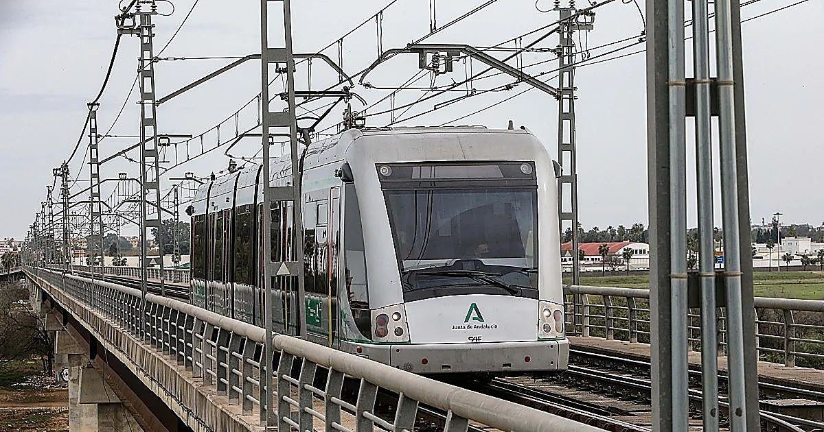 El Metro de Sevilla pasa cada cuatro minutos en hora punta: todo lo que necesitas saber para viajar sin esperas