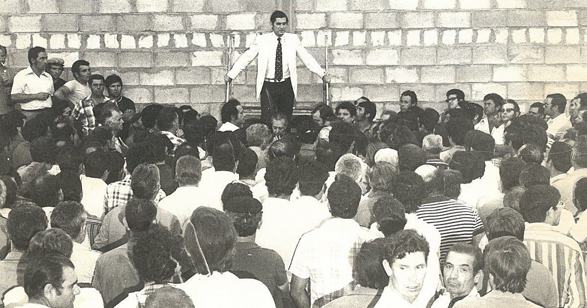Hace cincuenta años, Sevilla vivió su primera huelga de basuras y la ciudad olió a historia