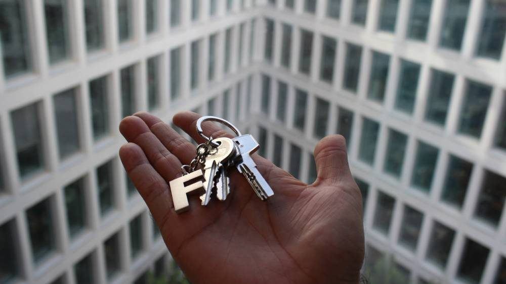 Sevilla premia el regreso de sus jóvenes emigrantes con hasta 2.400 euros para el alquiler
