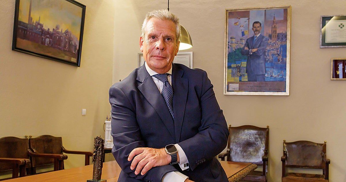 Sevilla despide a Pepe Mesa, el abogado que devolvió el pulso al Círculo Mercantil