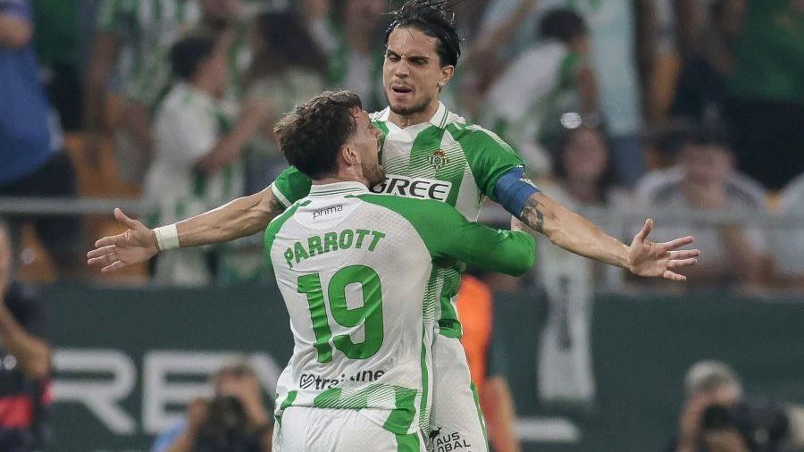 Álvaro Vallés salva al Betis en una noche histórica frente al Real Madrid en La Cartuja