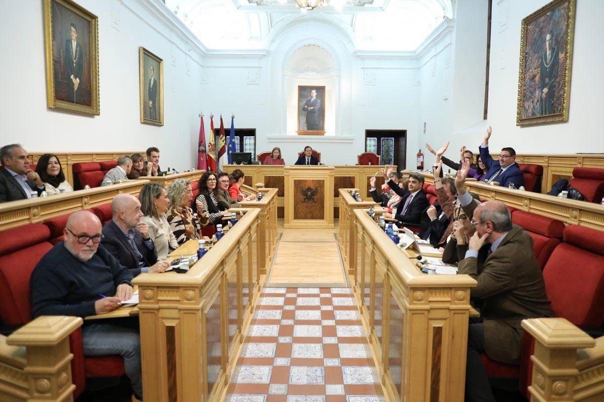 Toledo pondrá a examen su gestión municipal el 17 de septiembre en el que será el último gran debate de Velázquez como alcald