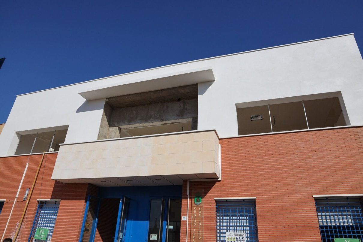La cafetería del Centro de Mayores II de Toledo reabre sus puertas tras cinco años cerrada desde la pandemia
