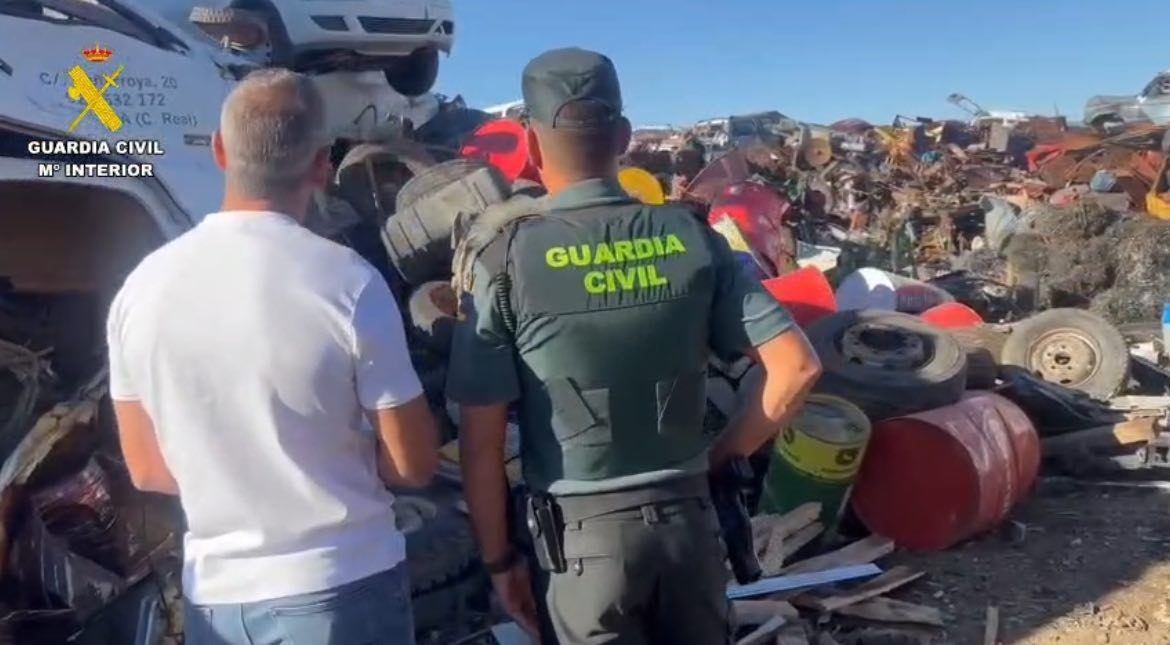 La Guardia Civil interviene en doce chatarrerías de La Sagra y descubre cobre robado y decenas de irregularidades