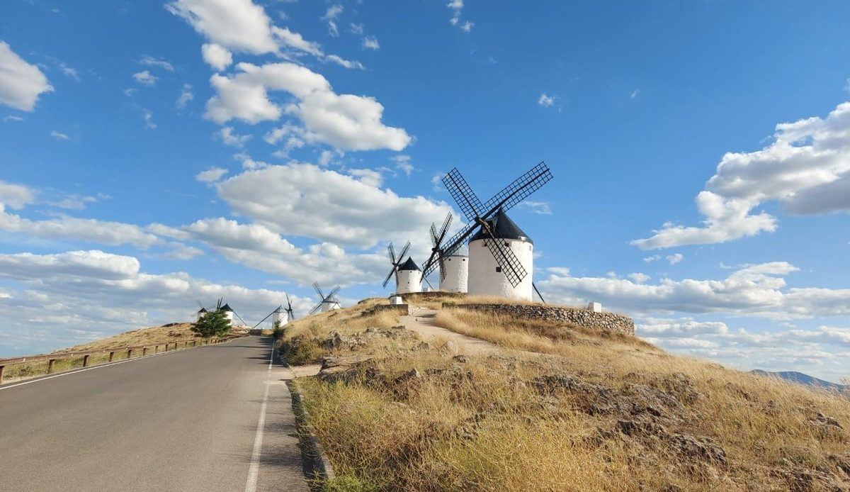 Los molinos de Consuegra y el castillo de Escalona reciben más de 1,4 millones para recuperar su esplendor
