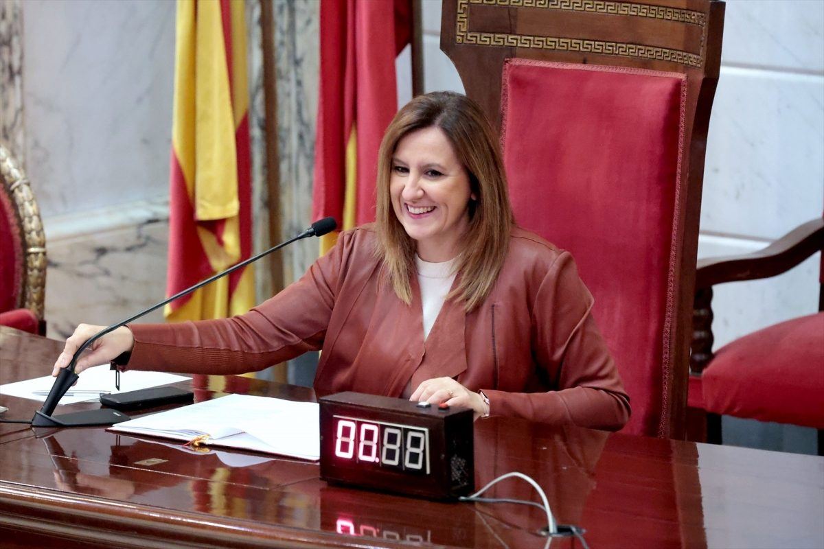 València se prepara para su gran debate político antes de las elecciones de 2027, entre acusaciones de opacidad y falta de ti