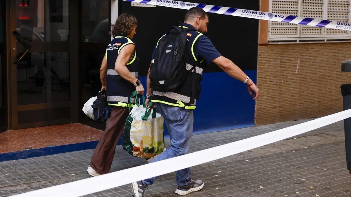 Un hombre mata a su padrastro de un golpe con una mancuerna en Valencia tras fugarse de una unidad psiquiátrica