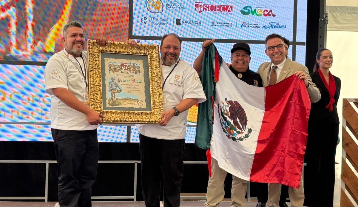 Un restaurante mexicano conquista el título de mejor paella del mundo en Sueca