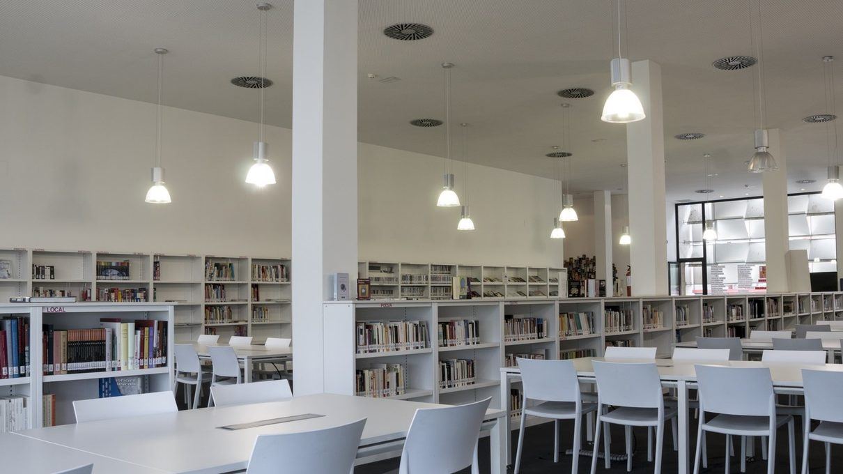 València da un paso adelante para convertir sus bibliotecas en centros vivos de cultura con nuevos clubes de lectura
