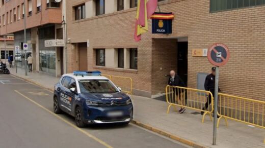 Un vecino muere y tres resultan heridos en un tiroteo entre dos familias rivales en el barrio de L'Alquerieta de Alzira