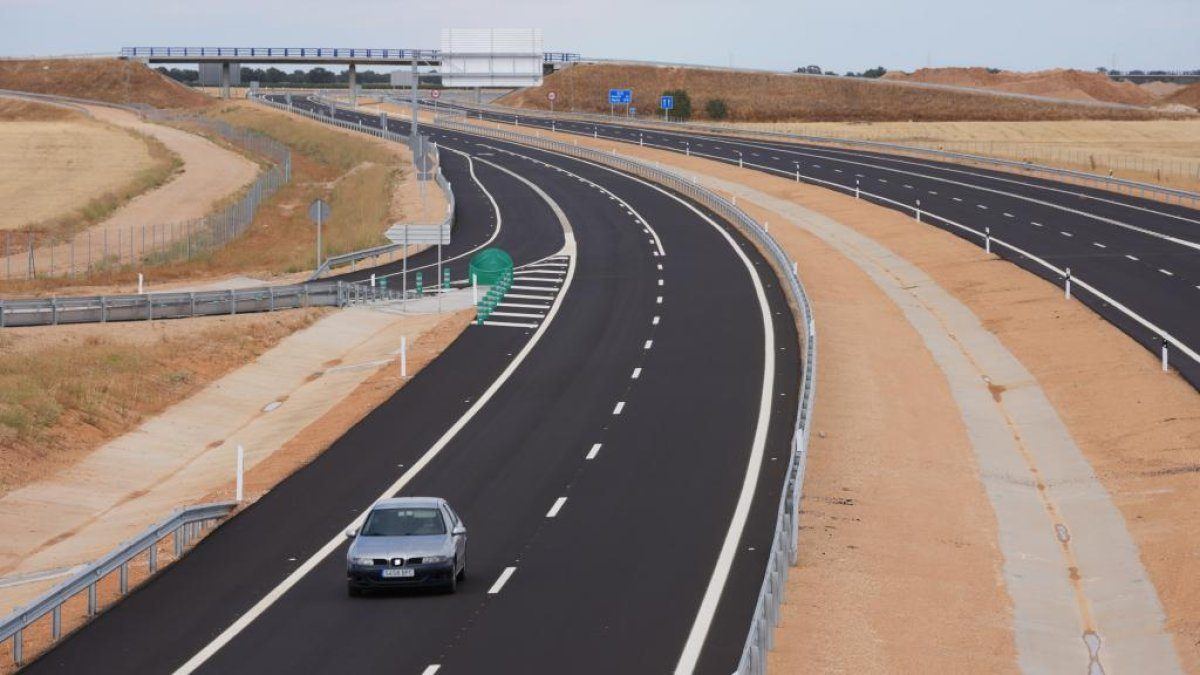 La A-11 entre Tudela y Valbuena mueve solo 500 coches al día un mes después de su apertura