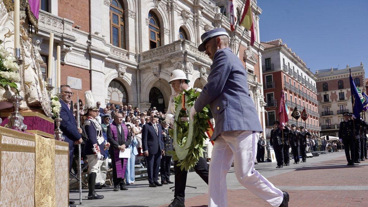 Doscientos años de servicio en las calles de Valladolid reciben el máximo reconocimiento de la ciudad
