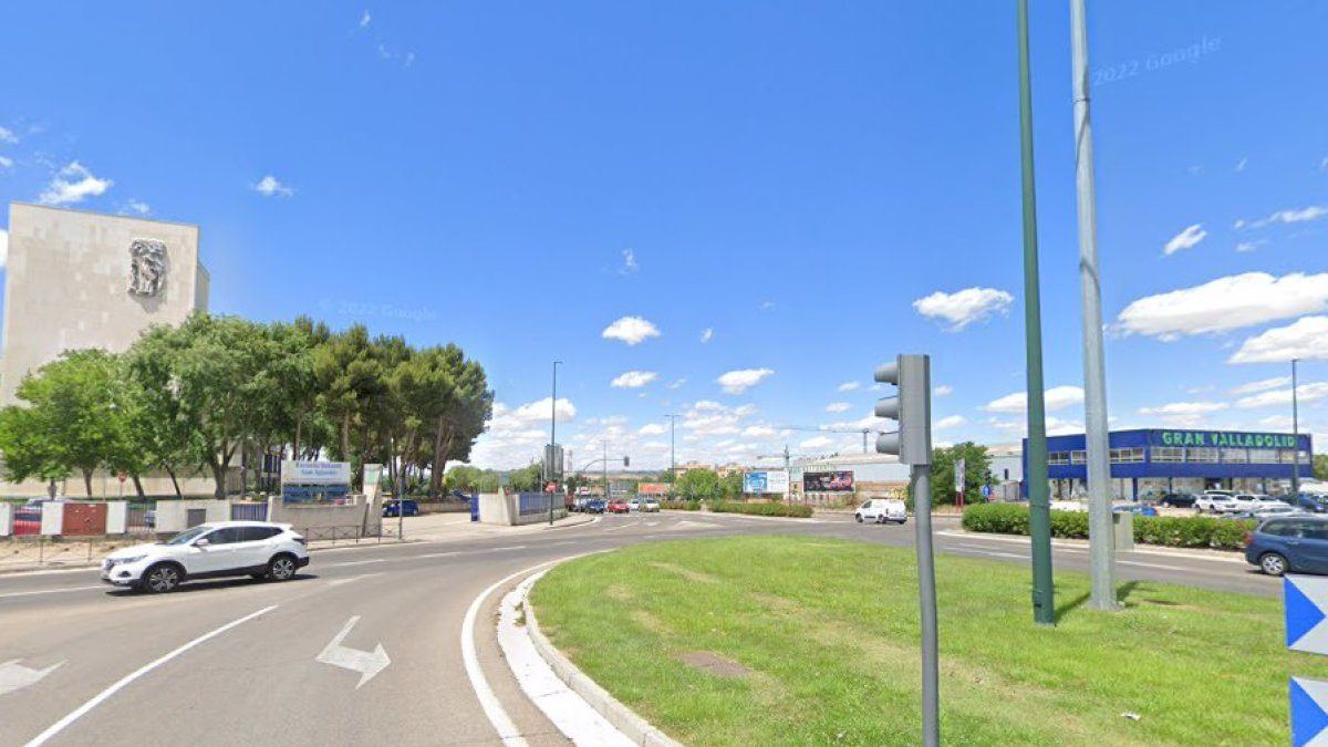 El soterramiento de San Agustín avanza: Carnero y el Gobierno acuerdan el convenio de 21,3 millones para acabar con uno de lo