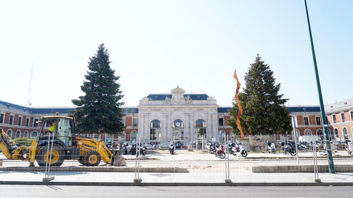 La estación Campo Grande de Valladolid cierra su acceso al coche y cambia la entrada de los viajeros a pie