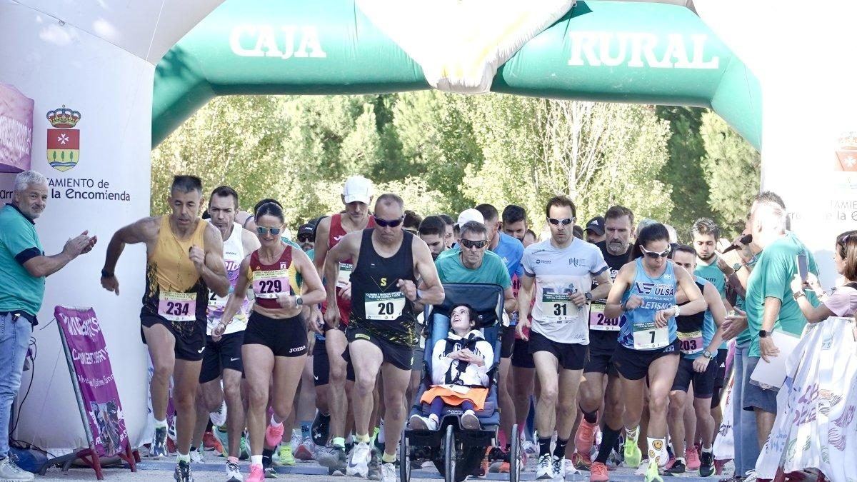 Arroyo de la Encomienda une a cientos de personas en una carrera solidaria por la lesión medular