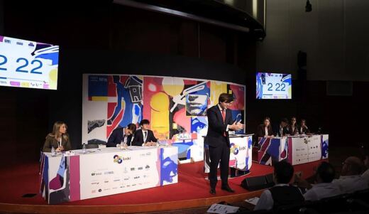 Vitoria debate el jueves cómo afecta la tecnología al cerebro y las relaciones de niños y adolescentes