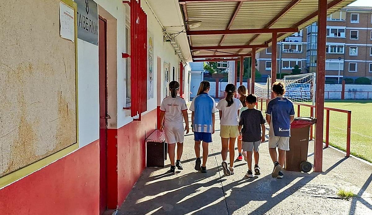 Tres temporadas sin duchas en Altzarrate: la legionela sigue sin rendirse en Llodio