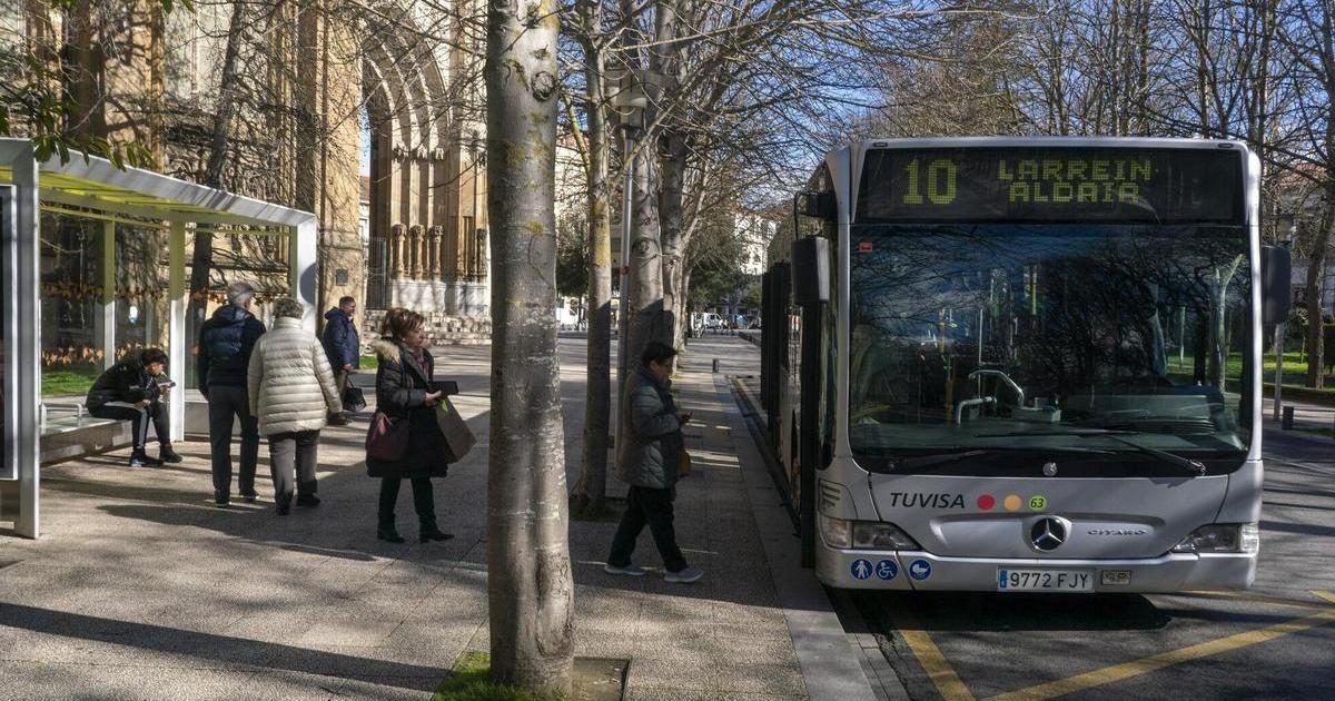 El autobús de la Línea 11 de Vitoria dispara su uso y se acerca al millar de viajeros cada día laborable