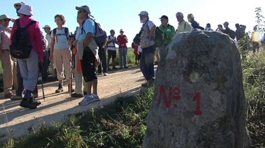 El secreto histórico detrás del paseo de la alcaldesa por los límites de Olarizu cada año