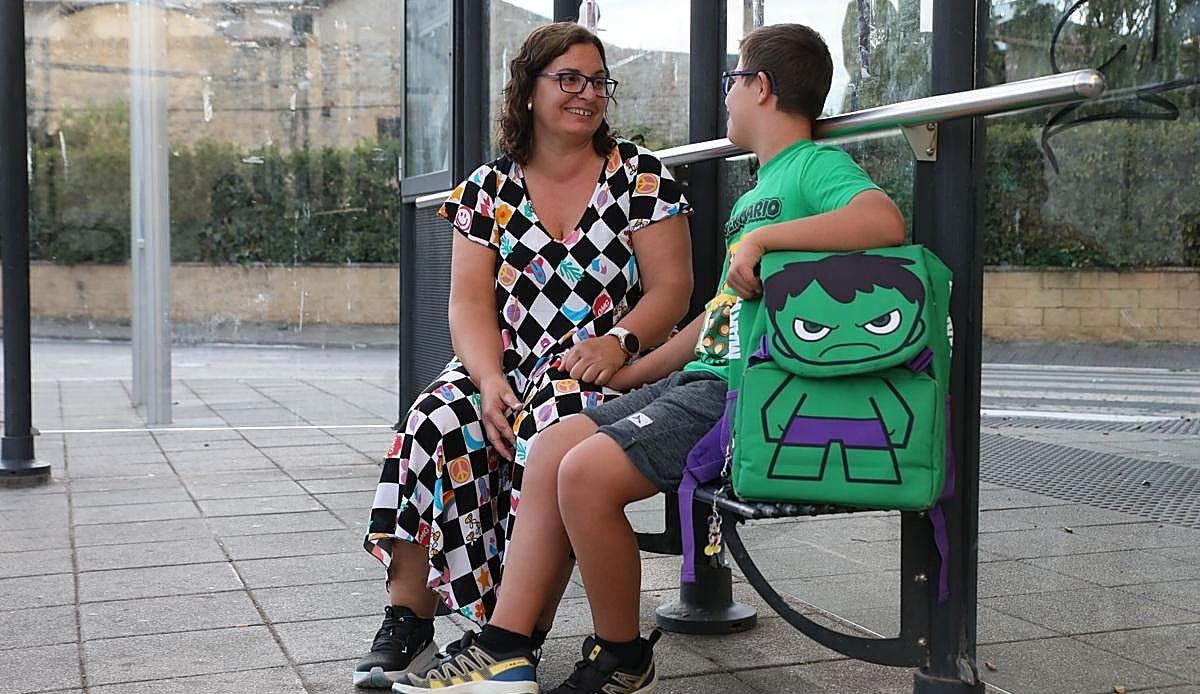 Alumnos con necesidades especiales arrancan el curso en Álava sin monitor en el bus escolar