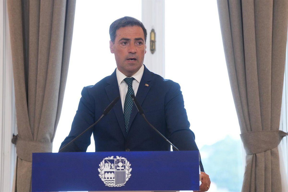 Pradales alerta desde el Parlamento vasco: "En España todo vale para ganar la batalla del tuit"