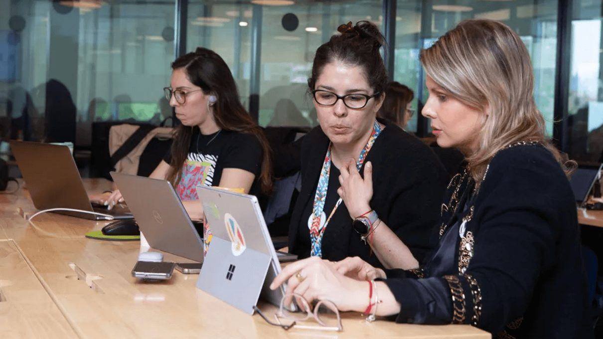 Vitoria rinde homenaje al talento de cuatro mujeres líderes en la gala de Ampea del 1 de octubre