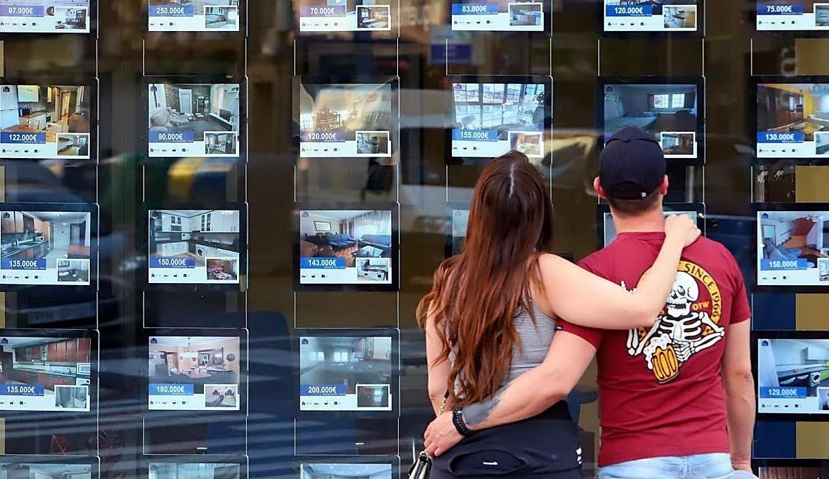 Bildu quiere gravar al máximo los pisos turísticos de Vitoria para frenar la expulsión de jóvenes de sus barrios