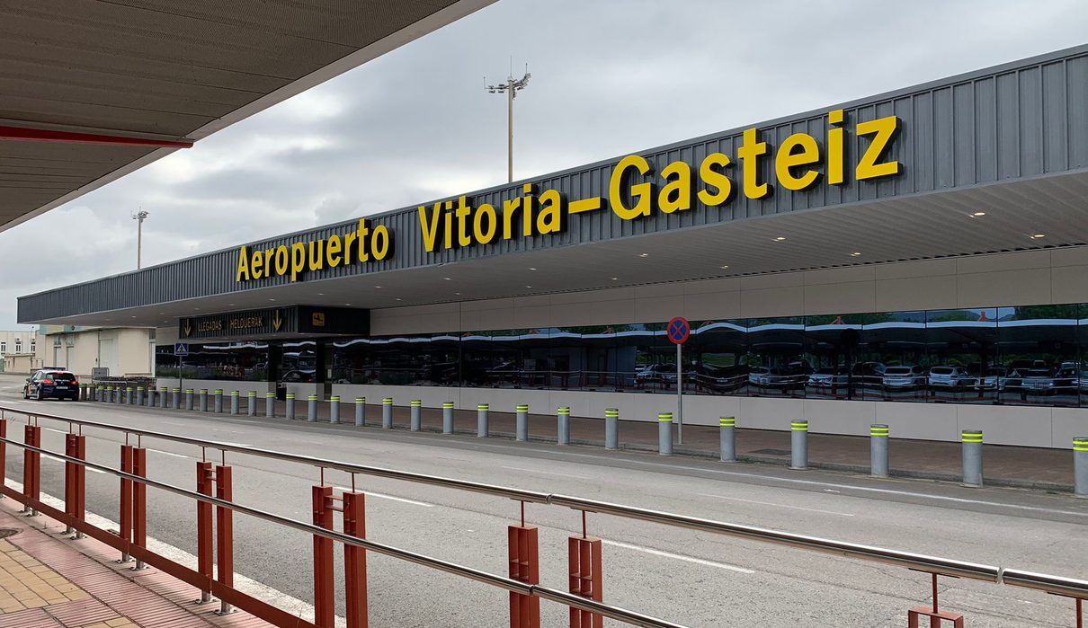 La gestora de aeropuertos rebaja a la mitad el optimismo de la Diputación de Álava para Foronda