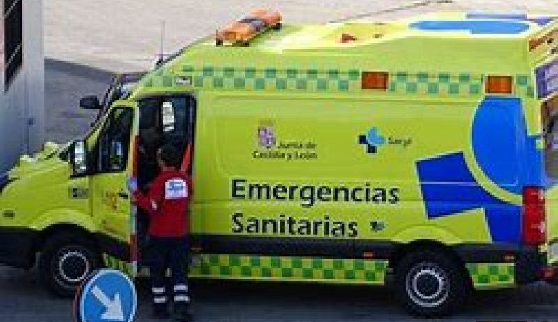 Un camión y un turismo chocan en la A-52 y dejan dos heridos a la altura de Santibáñez de Tera