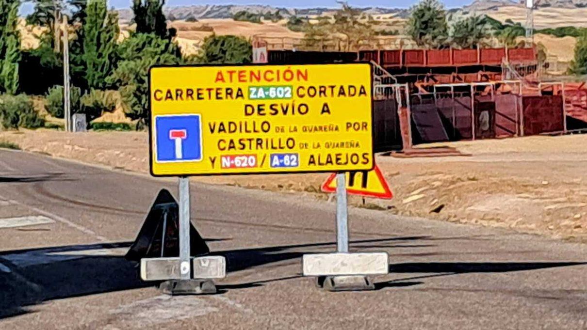 Cinco kilómetros que se convierten en 25: el corte de una carretera deja prácticamente aislado a Vadillo de la Guareña