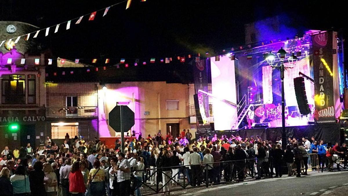 Villaseco del Pan enciende el otoño con cuatro días de fiesta cargados de música, tradición y familia