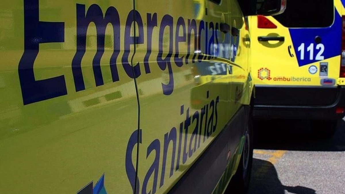 Dos heridos, uno de ellos menor de edad, tras un choque entre un coche y una furgoneta en Lubián