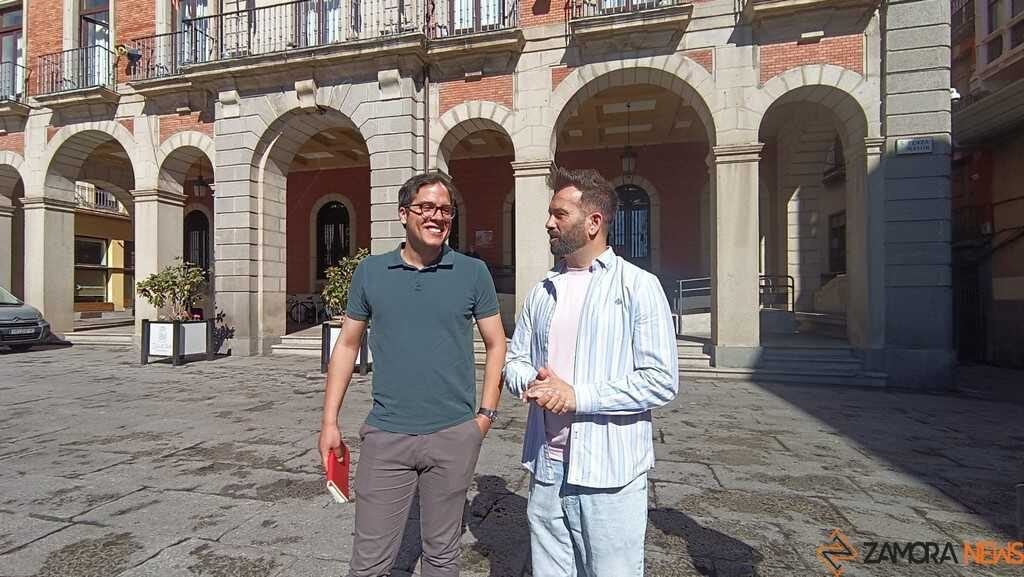 Novo esquiva la rivalidad con Gago y apuesta por la unidad del gobierno local antes que por la batalla electoral